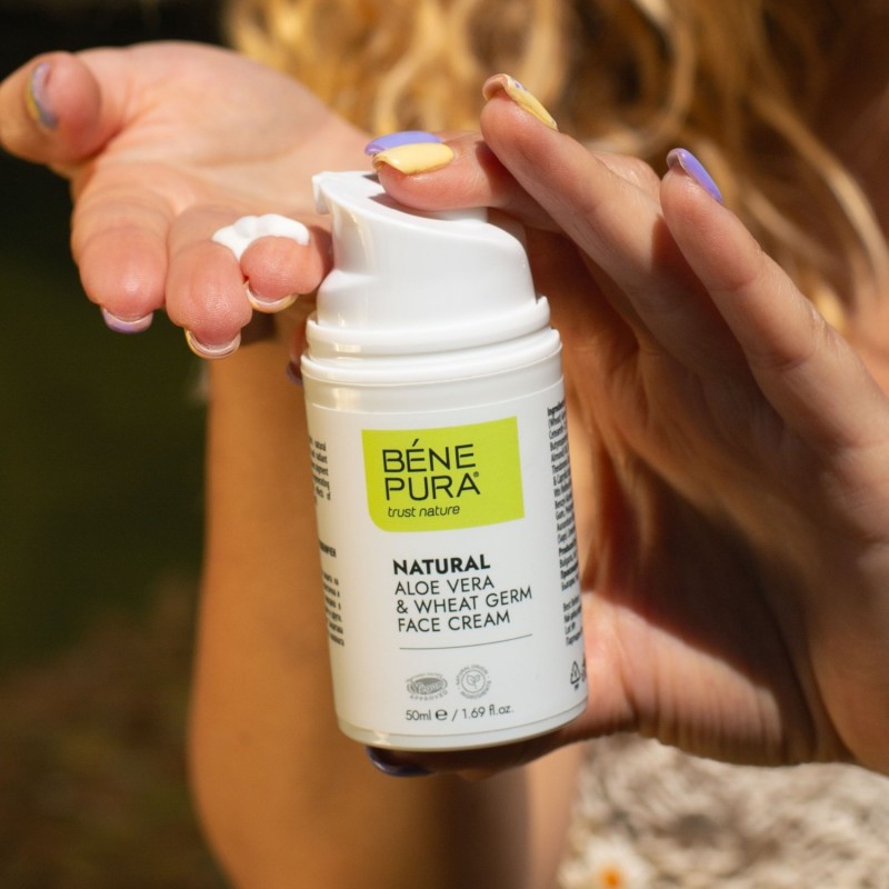 Creme visage Naturelle à l'Aloe Vera - 50ml Creme visage Naturelle à l'Aloe Vera - 50ml - Comparaison de produits