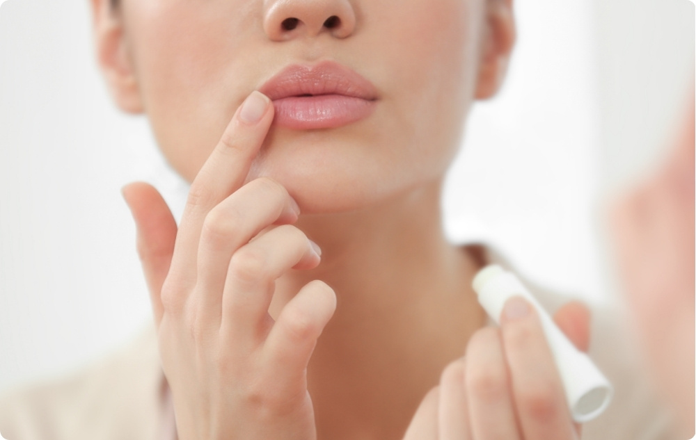 Comme huile contre l'herpès ou les aphtes sur les lèvres