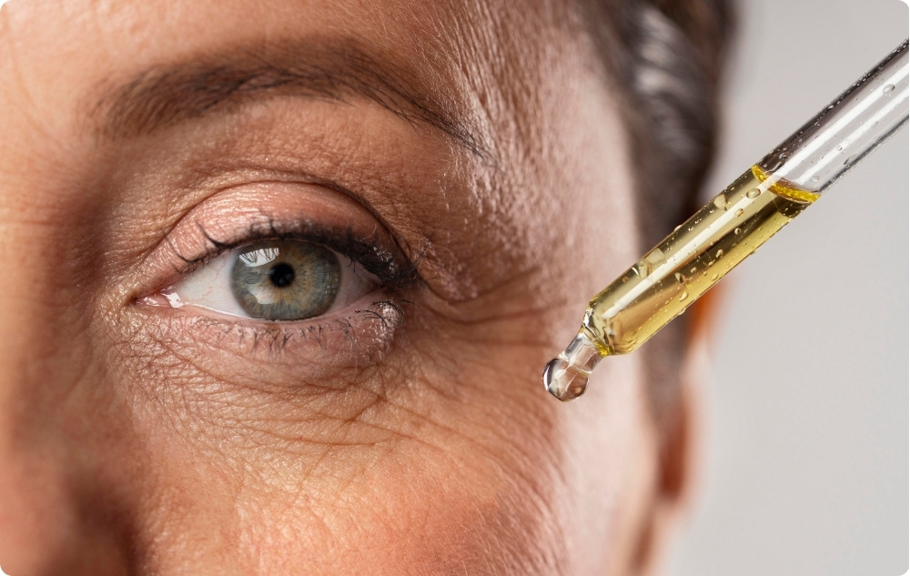 En tant que sérum pour les peaux présentant des signes de vieillissement